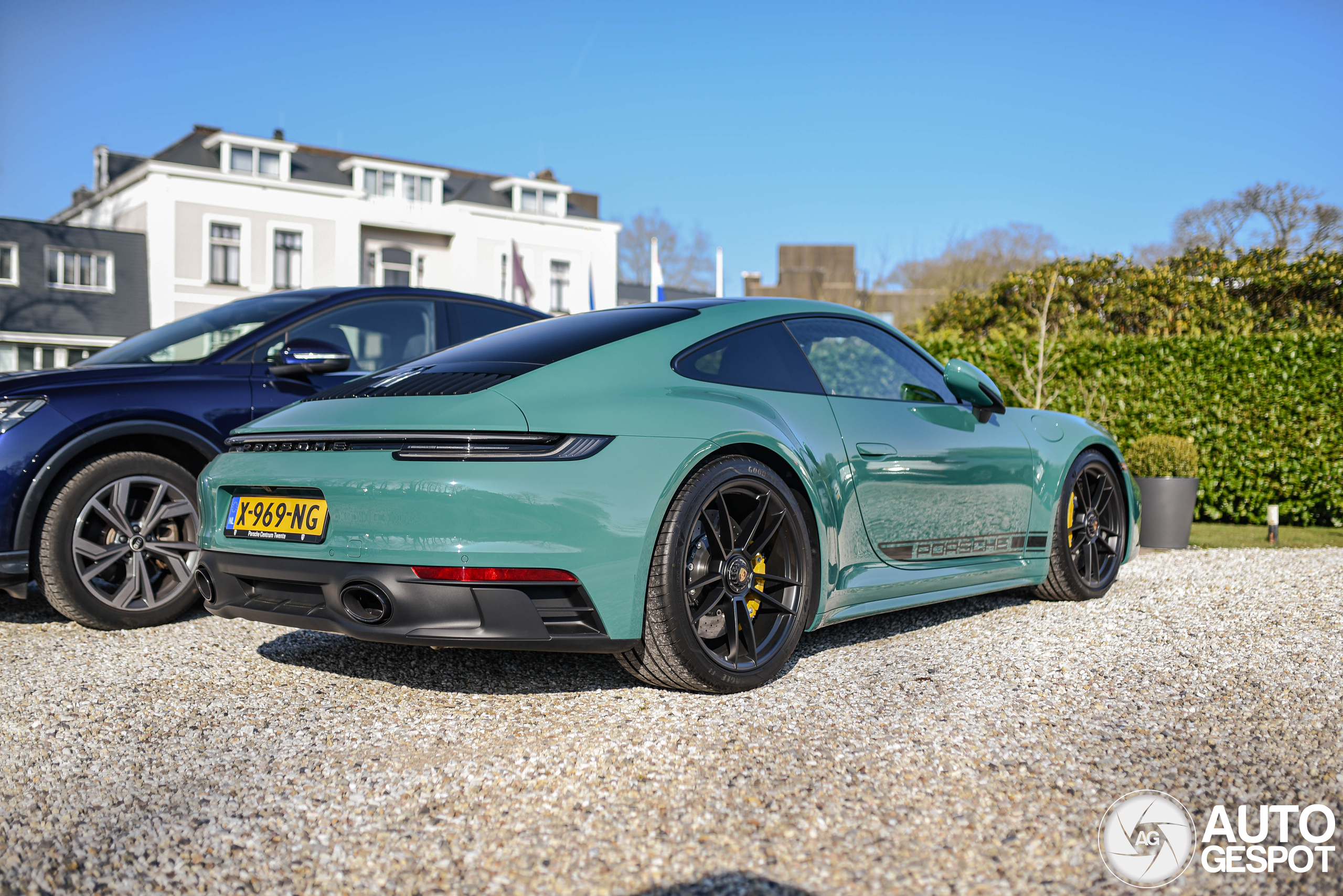 Porsche 992 Carrera GTS