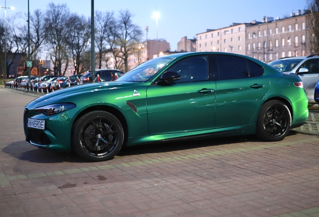 Alfa Romeo Giulia Quadrifoglio 2023