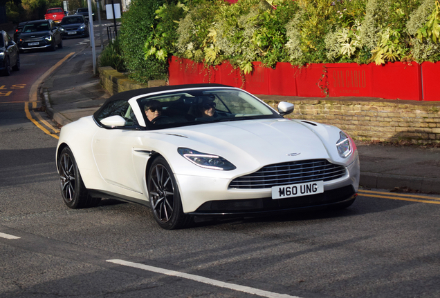 Aston Martin DB11 V8 Volante