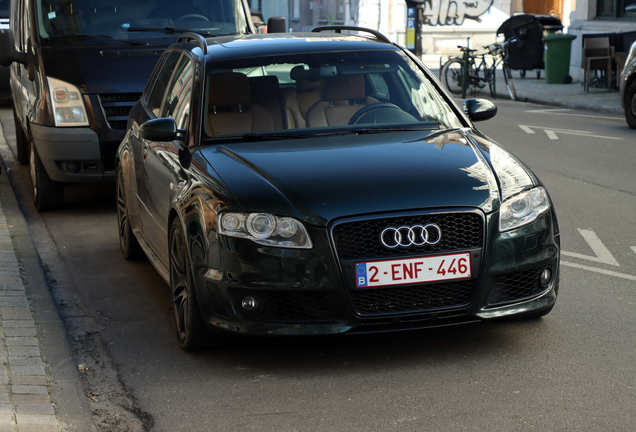 Audi RS4 Avant B7