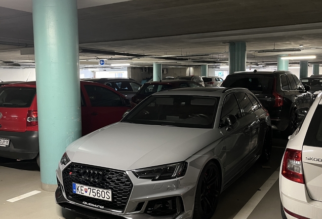 Audi RS4 Avant B9