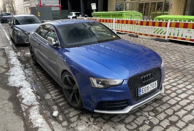 Audi RS5 B8 2012