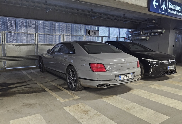 Bentley Flying Spur Hybrid