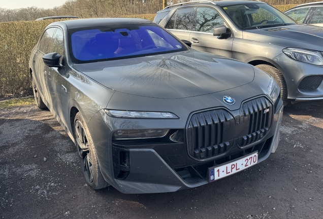 BMW M760e xDrive