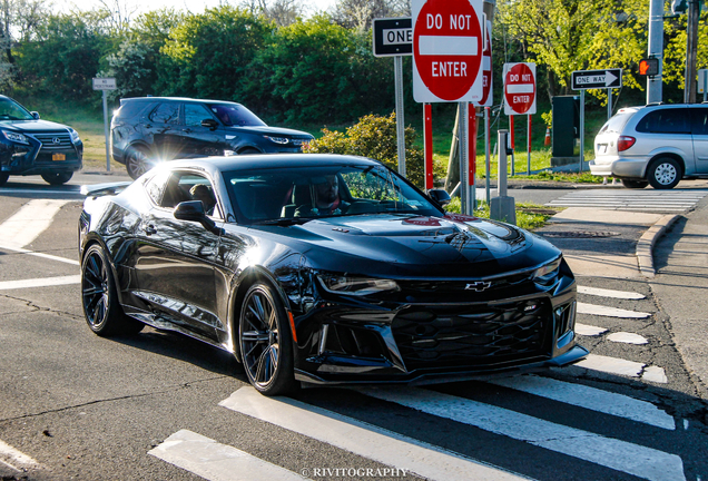 Chevrolet Camaro ZL1 2016