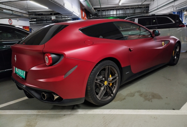 Ferrari FF