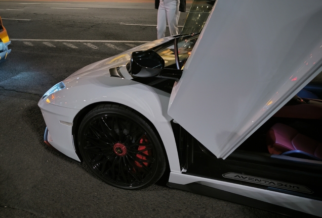 Lamborghini Aventador S LP740-4