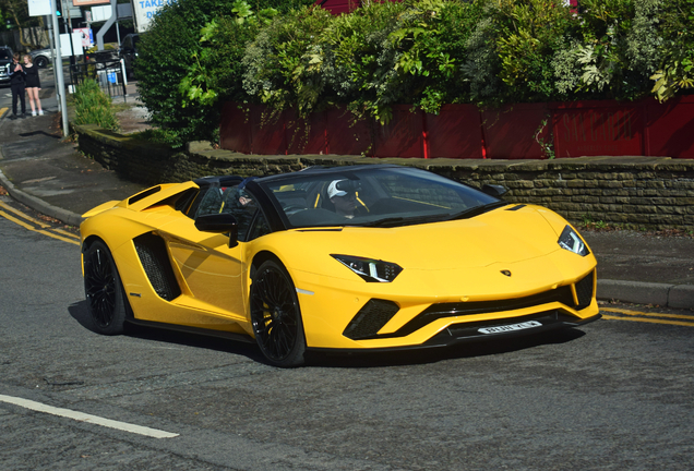 Lamborghini Aventador S LP740-4 Roadster