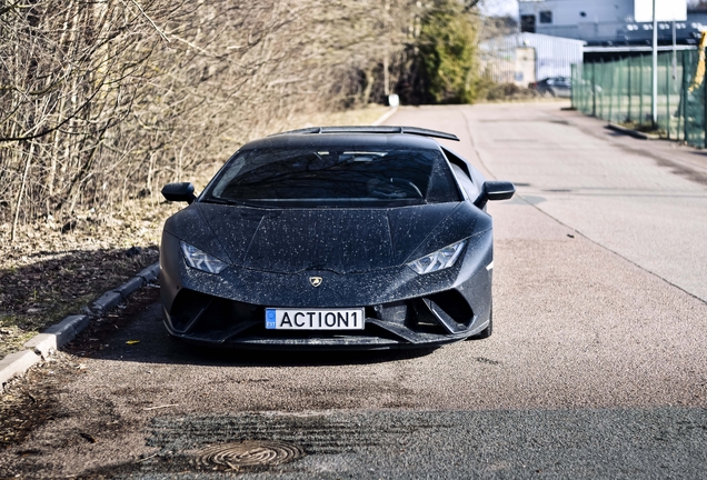 Lamborghini Huracán LP640-4 Performante