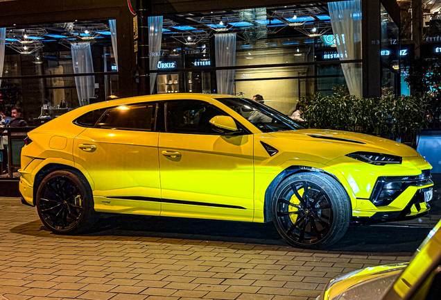 Lamborghini Urus S