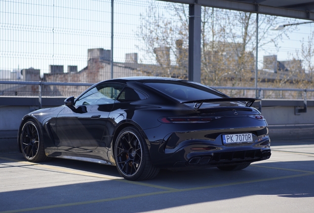 Mercedes-AMG GT 63 C192