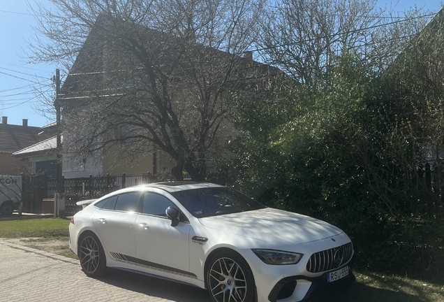 Mercedes-AMG GT 63 S X290
