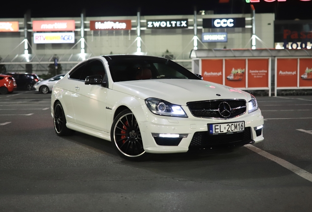 Mercedes-Benz C 63 AMG Coupé
