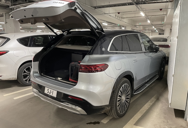 Mercedes-Maybach EQS 680 SUV