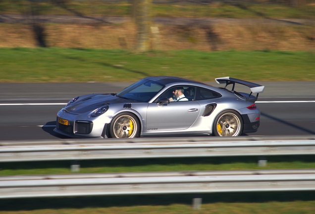 Porsche 991 GT2 RS Weissach Package