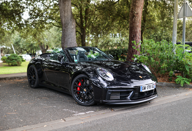 Porsche 992 Carrera 4 GTS Cabriolet