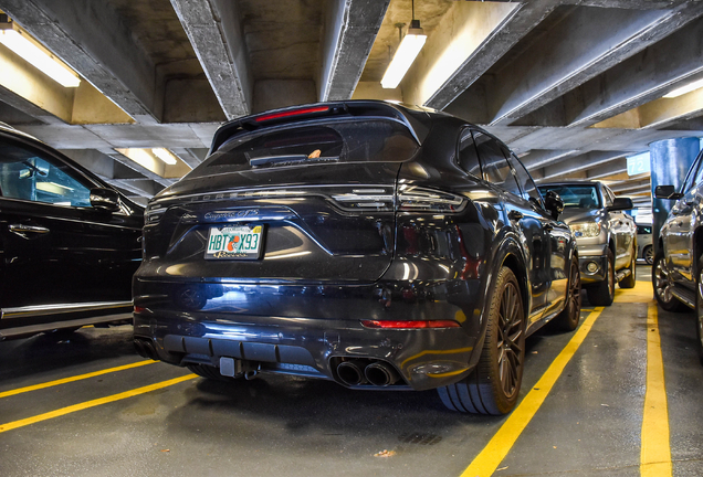 Porsche 9YA Cayenne GTS