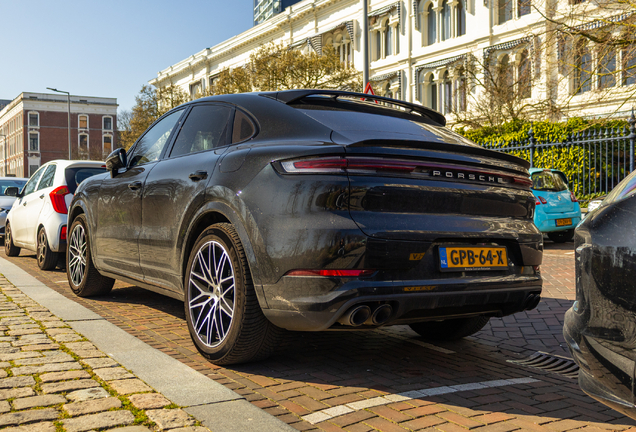 Porsche Cayenne Coupé Turbo E-Hybrid
