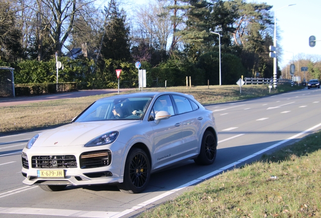 Porsche Cayenne Coupé Turbo S E-Hybrid