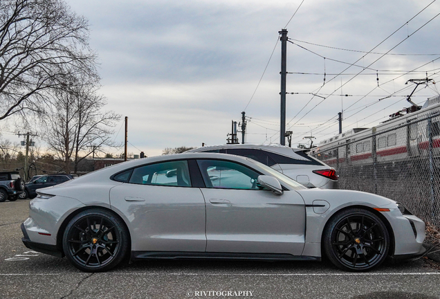 Porsche Taycan GTS