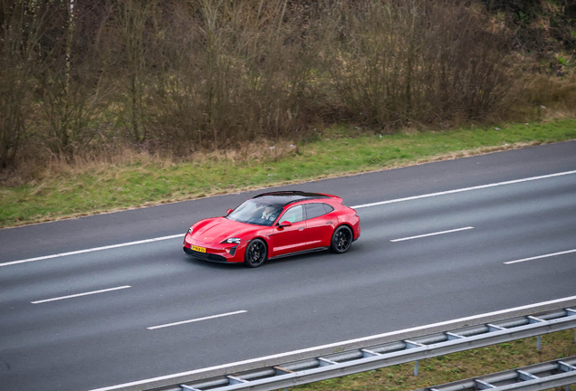 Porsche Taycan GTS Sport Turismo