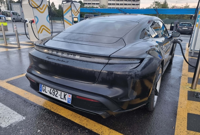 Porsche Taycan Turbo S