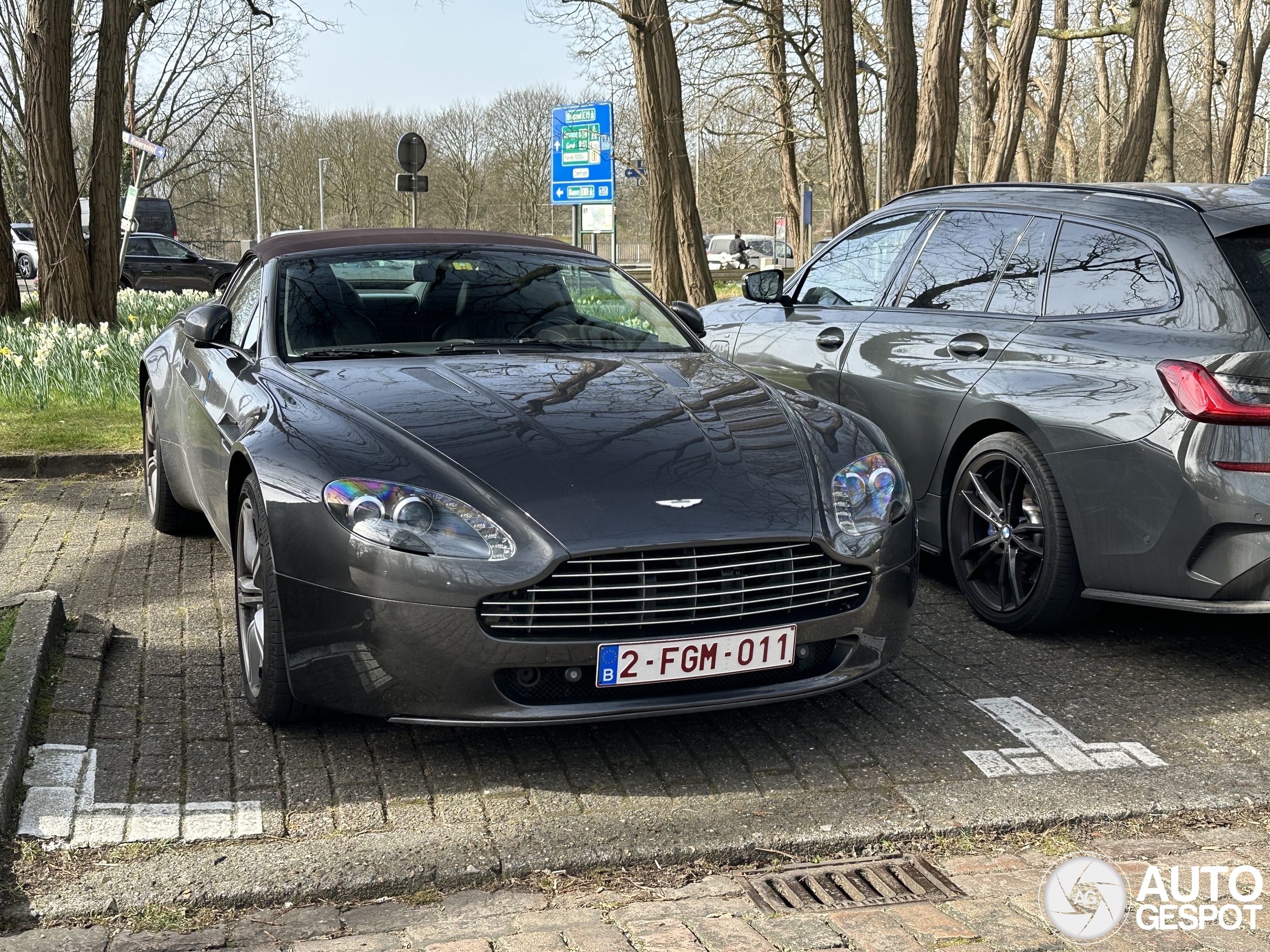 Aston Martin V8 Vantage Roadster