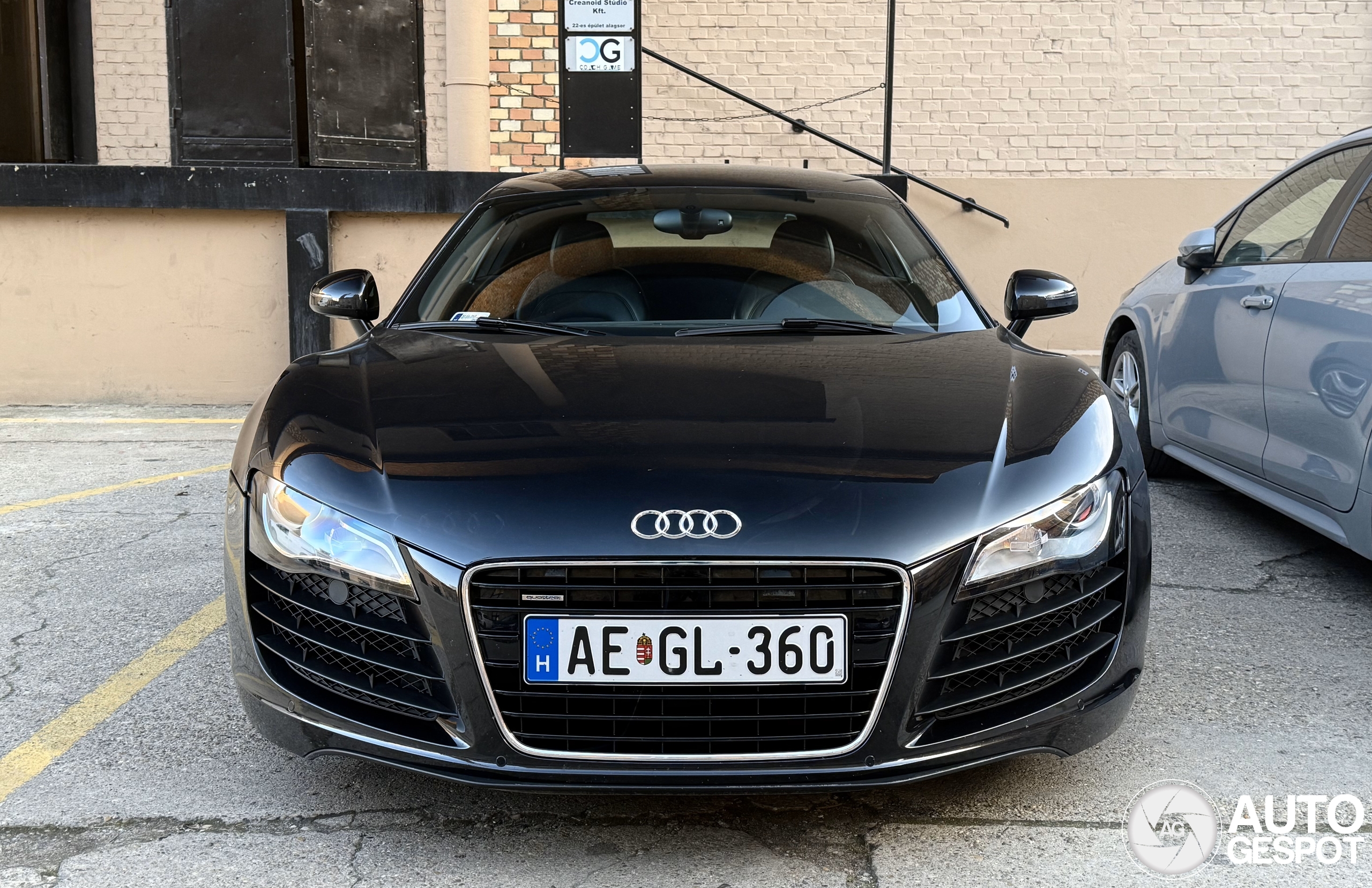 Audi R8