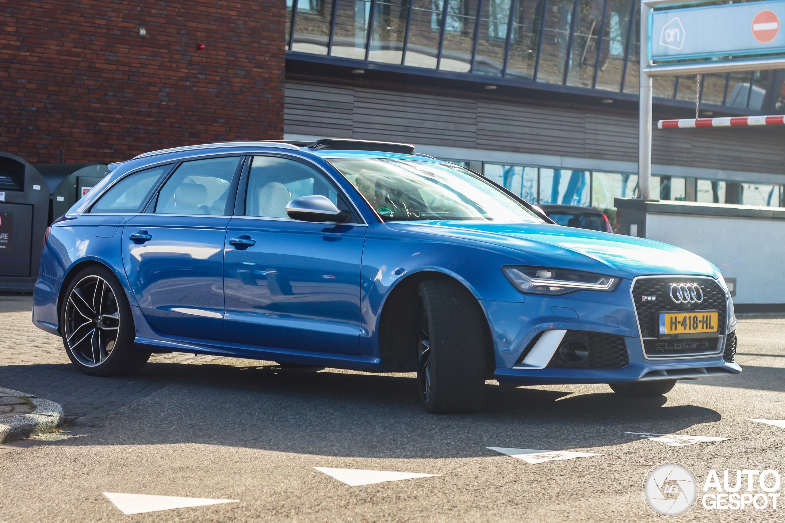 Audi RS6 Avant C7 2015