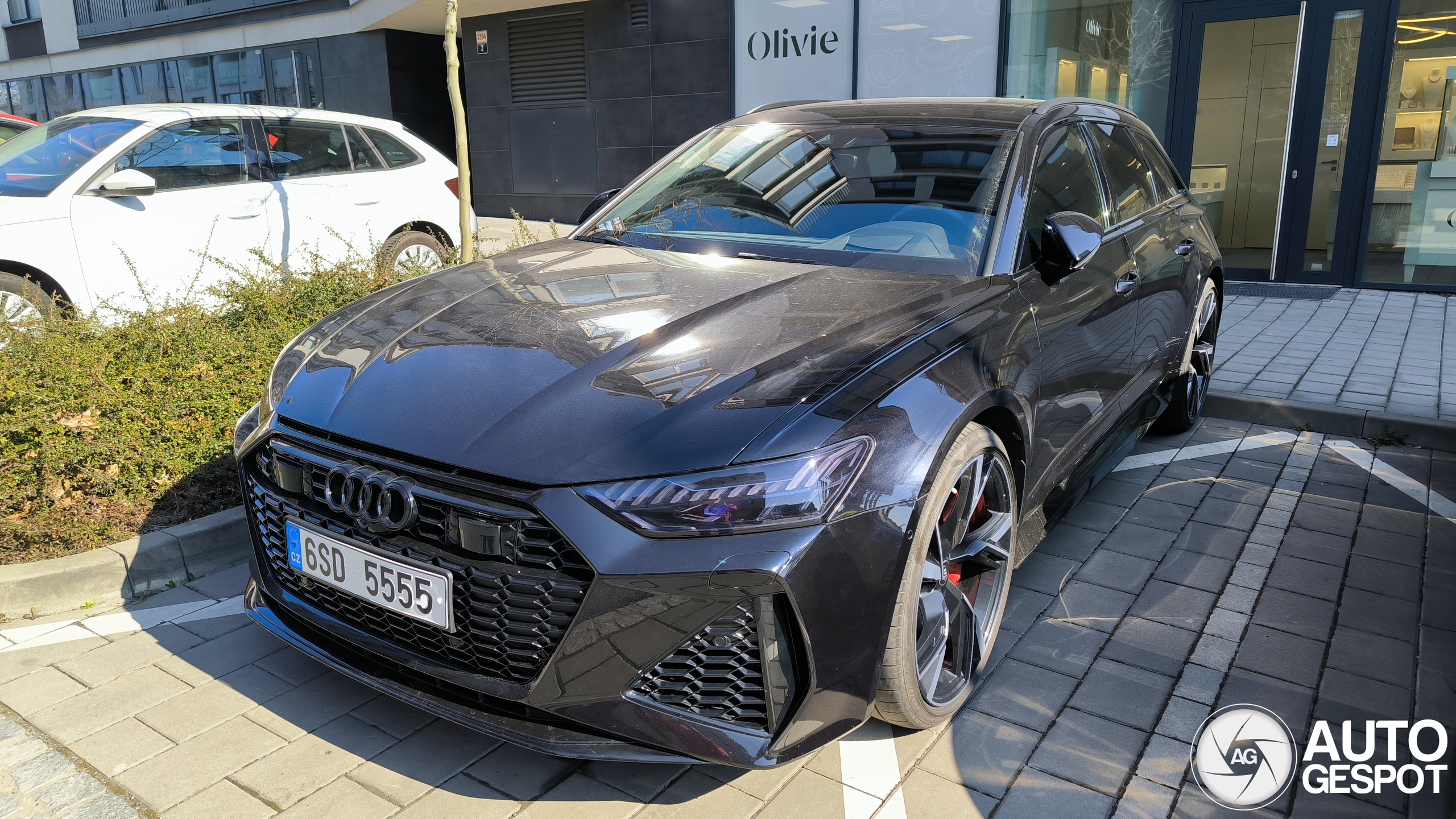 Audi RS6 Avant C8