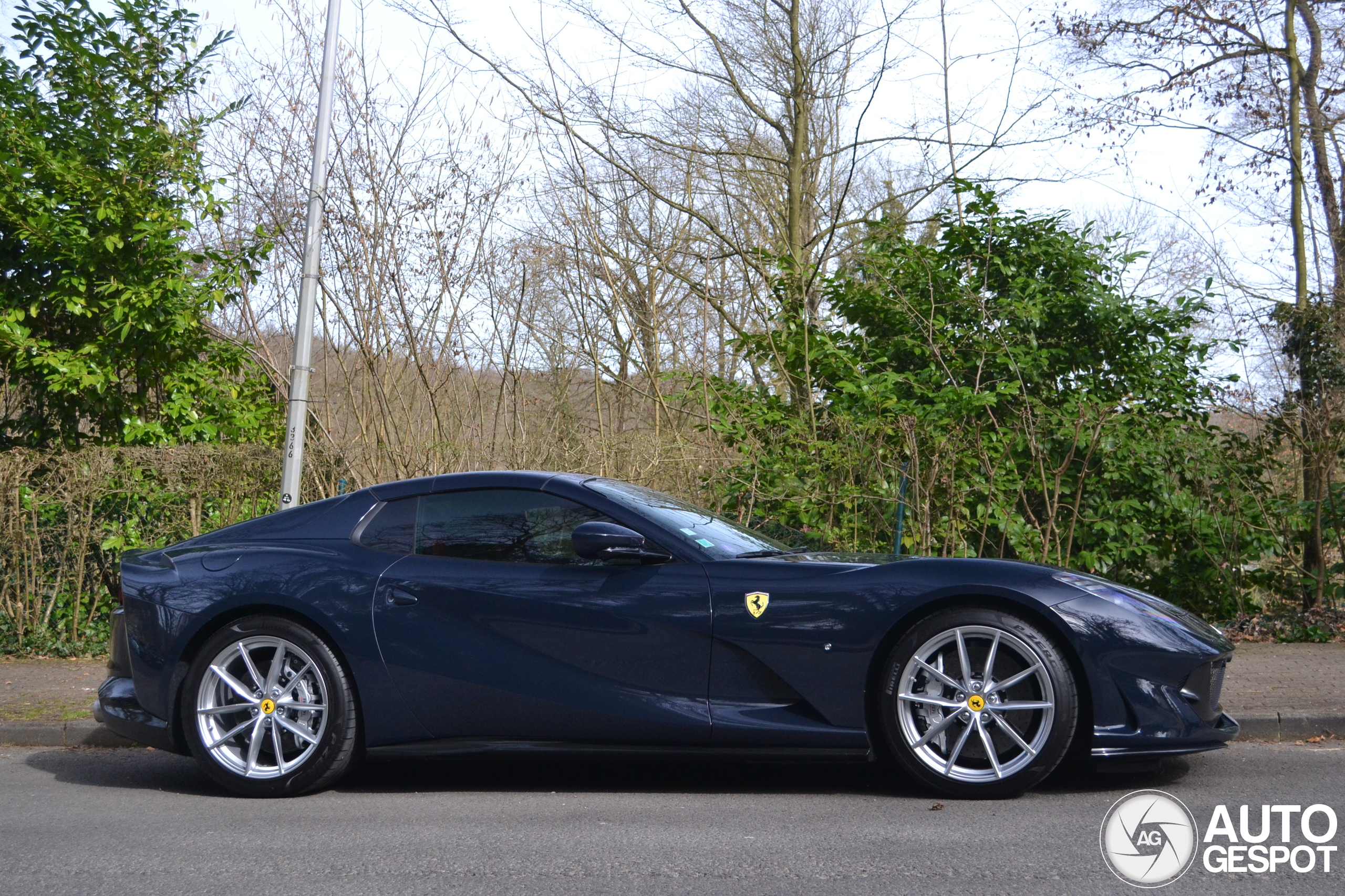 Ferrari 812 GTS
