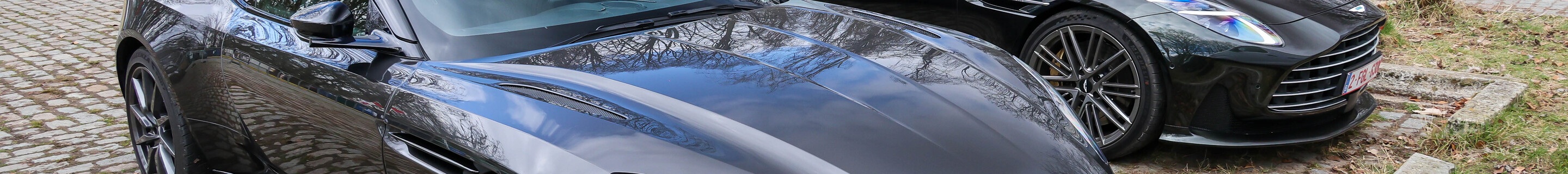 Aston Martin DB11 V8 Volante