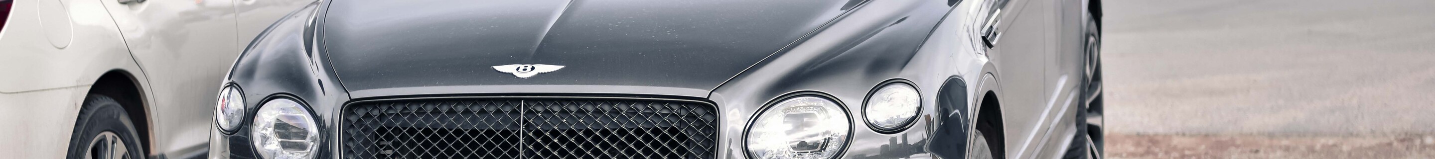 Bentley Bentayga V8 2021
