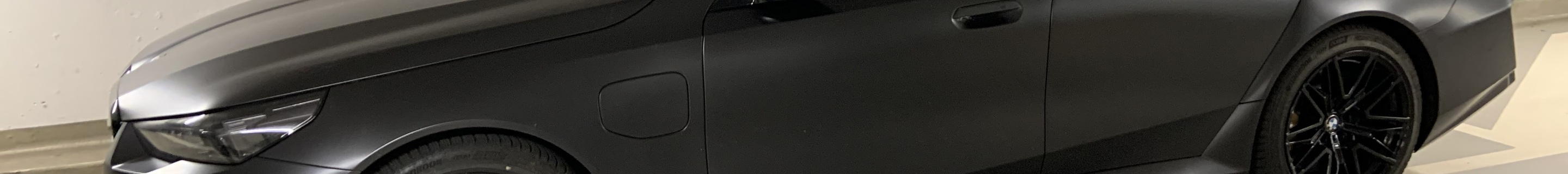 BMW M5 G90