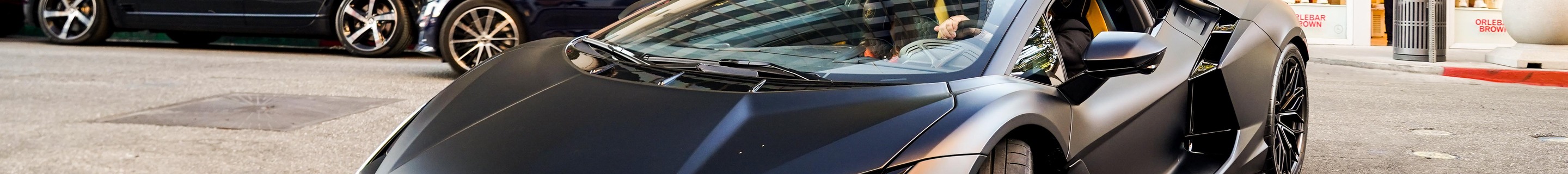 Lamborghini Revuelto