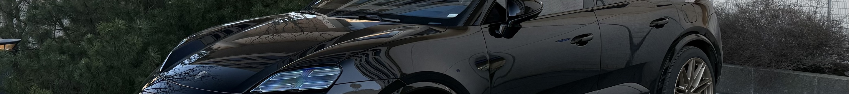 Porsche Macan EV Turbo