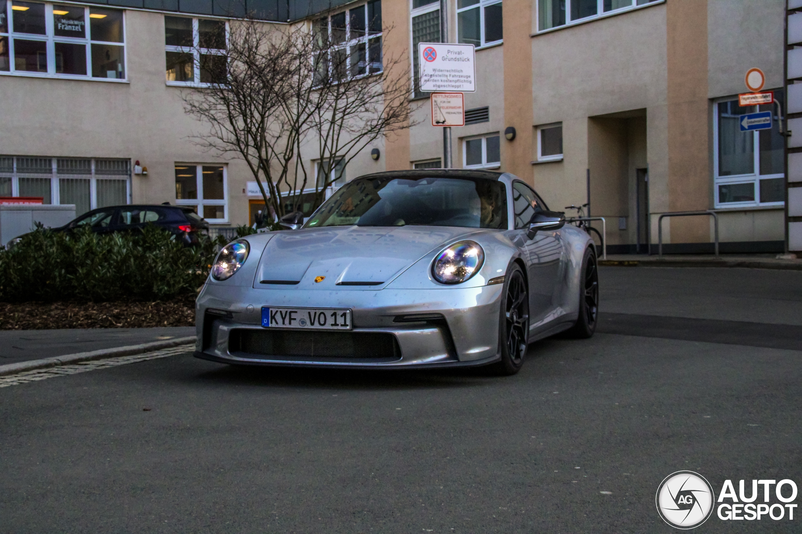 Porsche 992 GT3 Touring