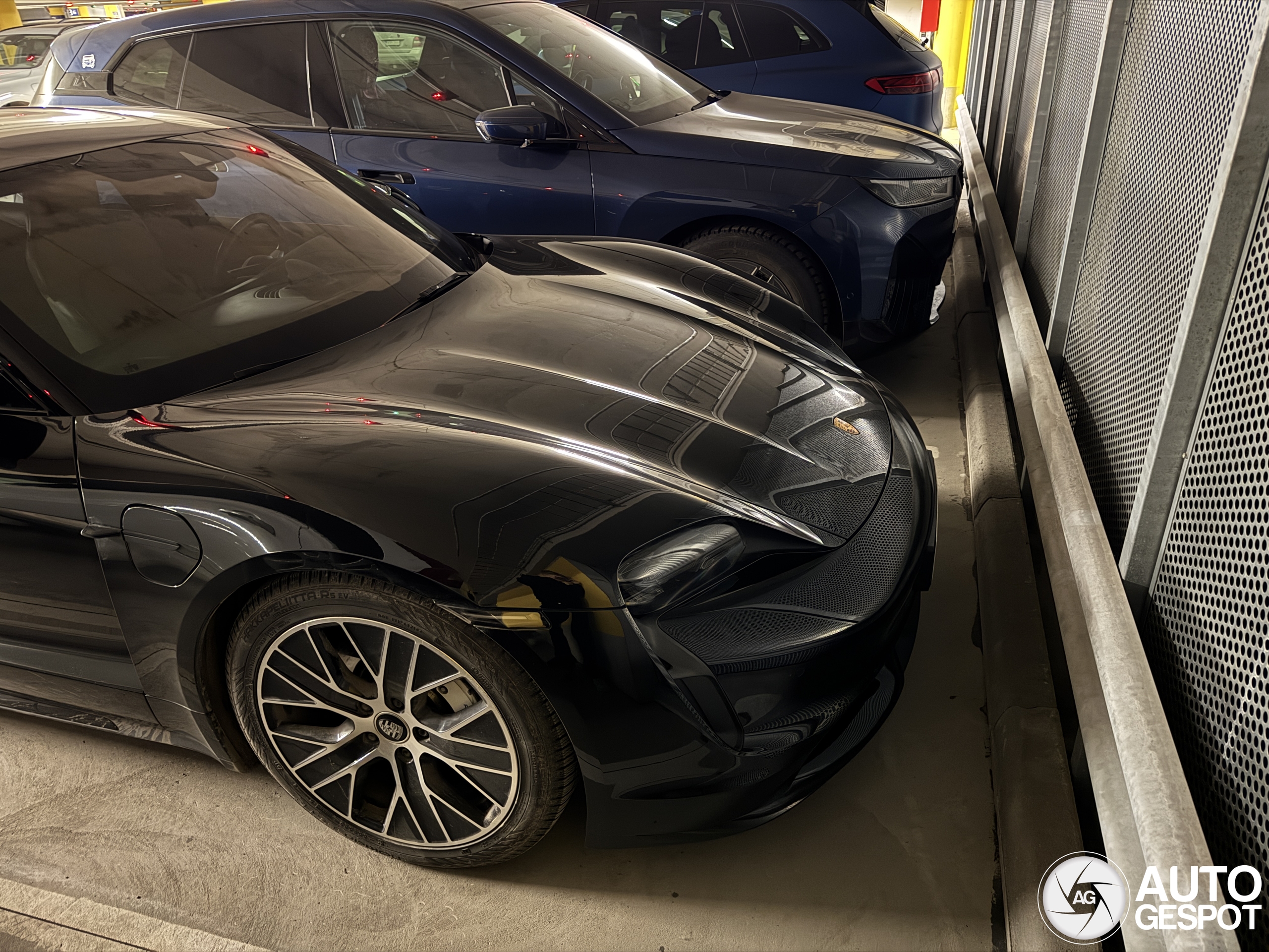 Porsche Taycan Turbo