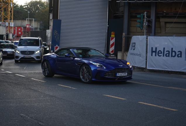 Aston Martin DB12 Volante