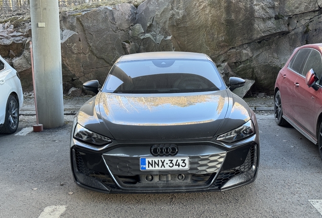 Audi RS E-Tron GT 2025