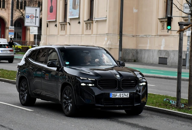 BMW XM G09