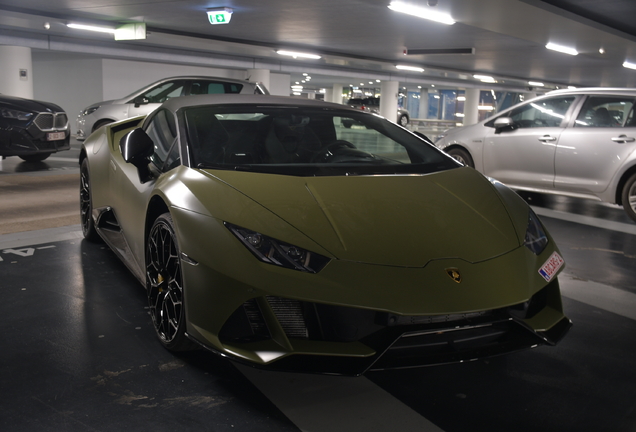 Lamborghini Huracán LP640-4 EVO Spyder