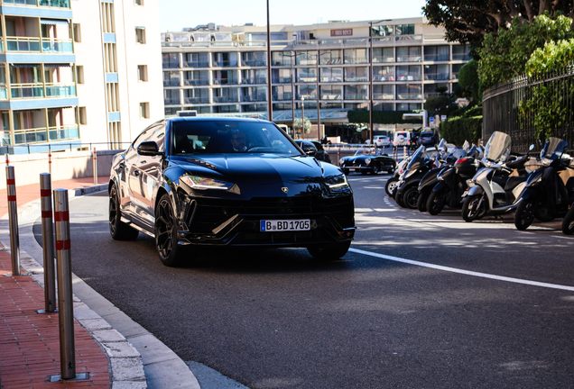 Lamborghini Urus Performante