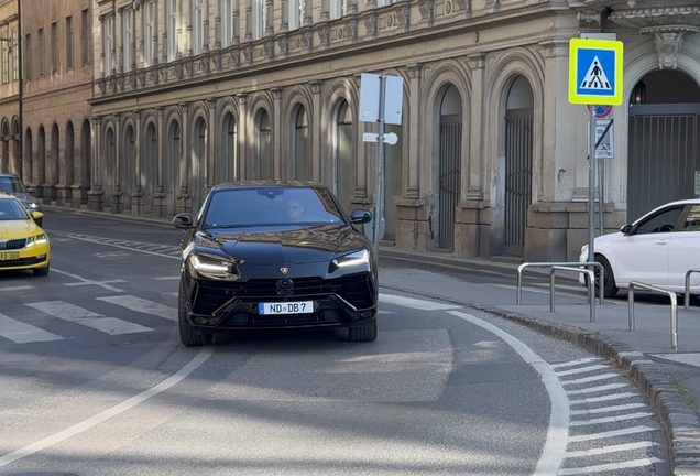 Lamborghini Urus S