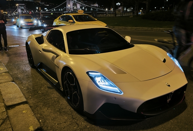 Maserati MC20