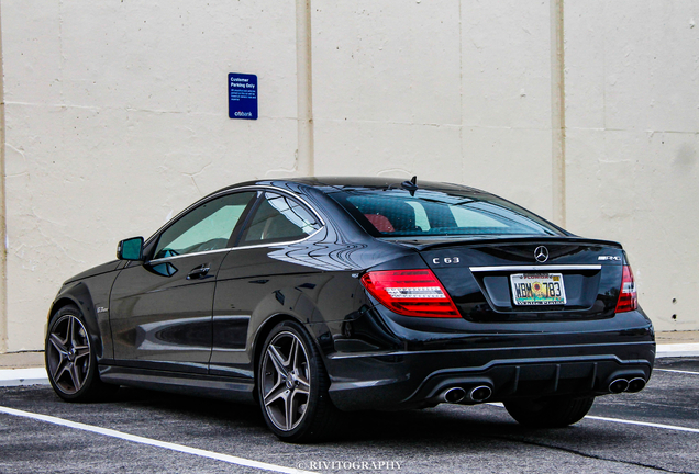 Mercedes-Benz C 63 AMG Coupé