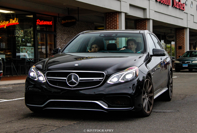 Mercedes-Benz E 63 AMG S W212