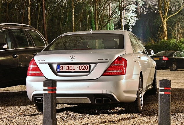 Mercedes-Benz S 63 AMG W221 2011