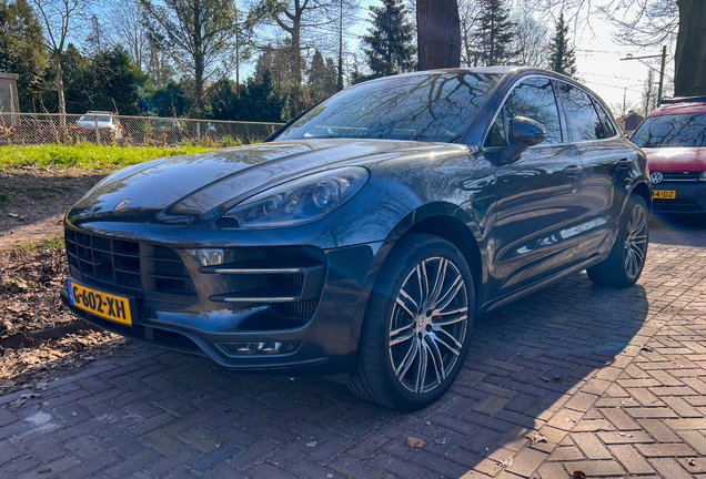Porsche 95B Macan Turbo