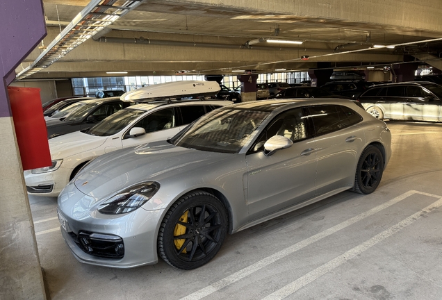 Porsche 971 Panamera Turbo S E-Hybrid Sport Turismo